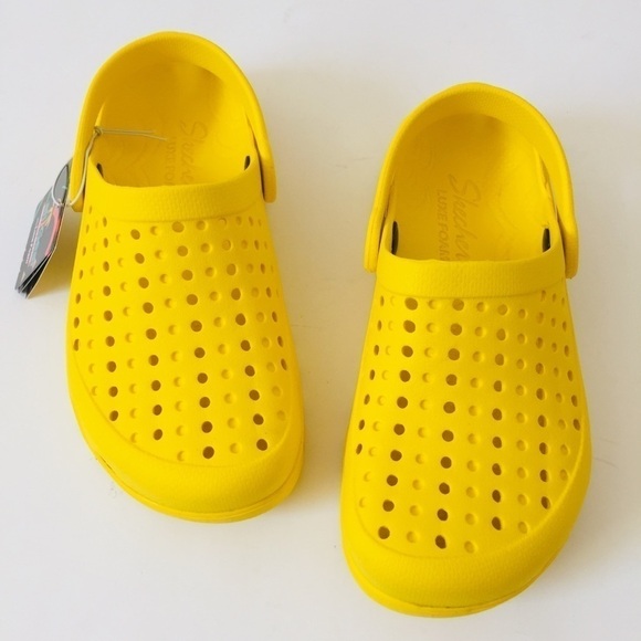 Skechers Cali Gear Footsteps Transcend Clog Sandal - Picture 1 of 15